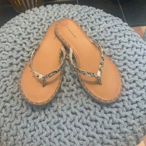 Tahari flip flop
